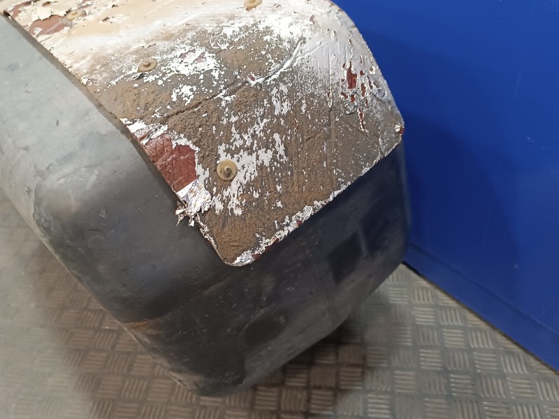 Recambio de deposito combustible para land rover range rover (lp) 4.6 referencia OEM IAM ESR3930  