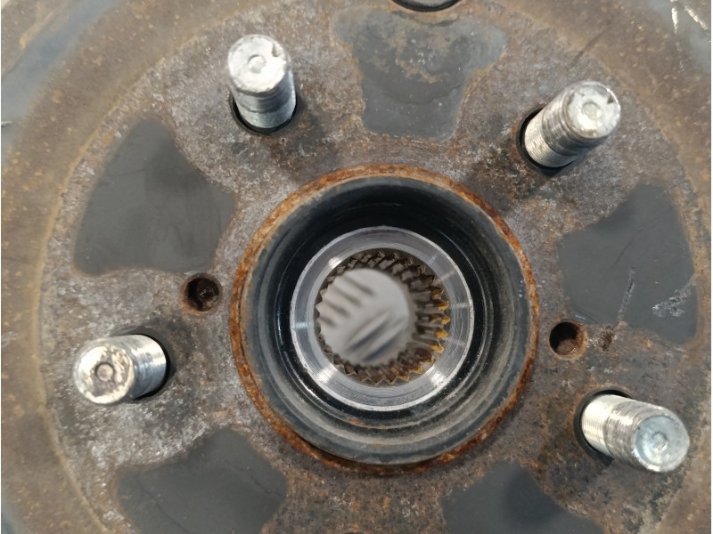 Recambio de mangueta trasera izquierda para subaru impreza g12 2.0 diesel cat referencia OEM IAM   