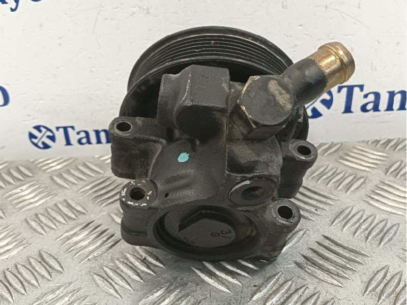 Recambio de bomba direccion para ford transit, caja cerr. largo 95 referencia OEM IAM 1AD2203  