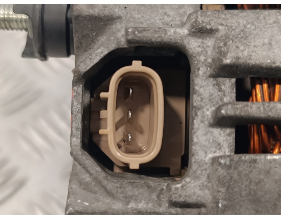 Recambio de alternador para mazda cx-7 (er) 2.2 turbodiesel cat referencia OEM IAM   