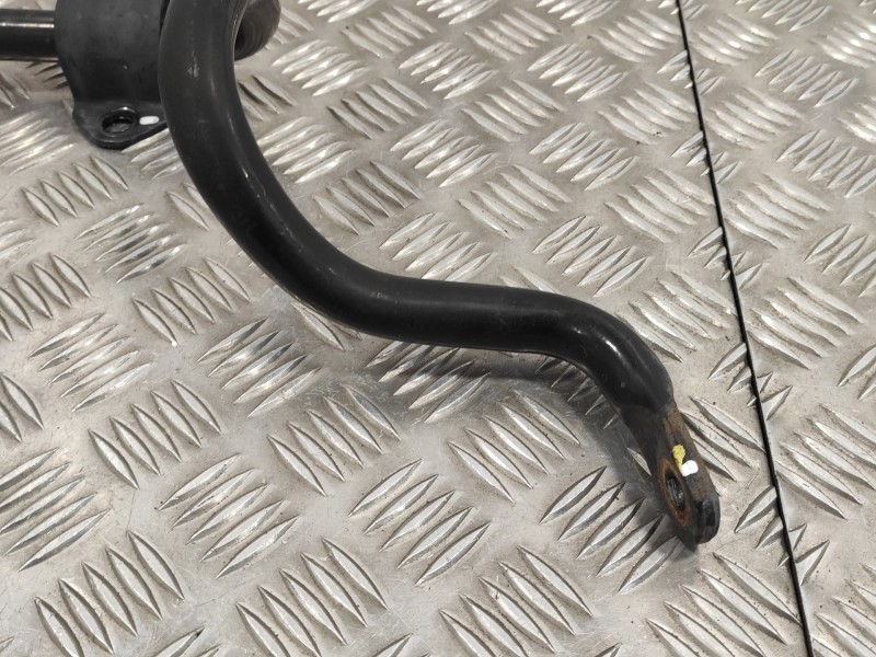 Recambio de barra estabilizadora delantera para hyundai i20 1.1 crdi cat referencia OEM IAM 54810C8000  