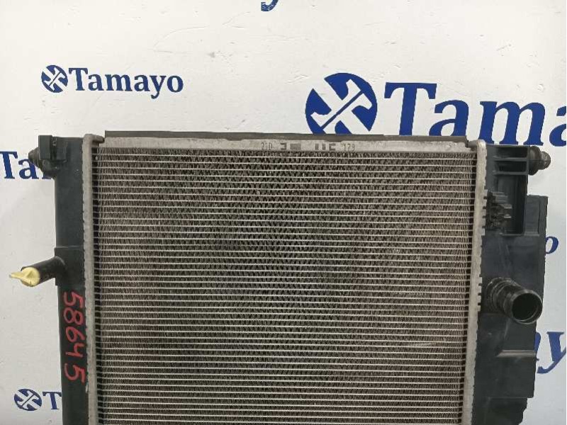 Recambio de radiador agua para toyota iq referencia OEM IAM 4221341793  