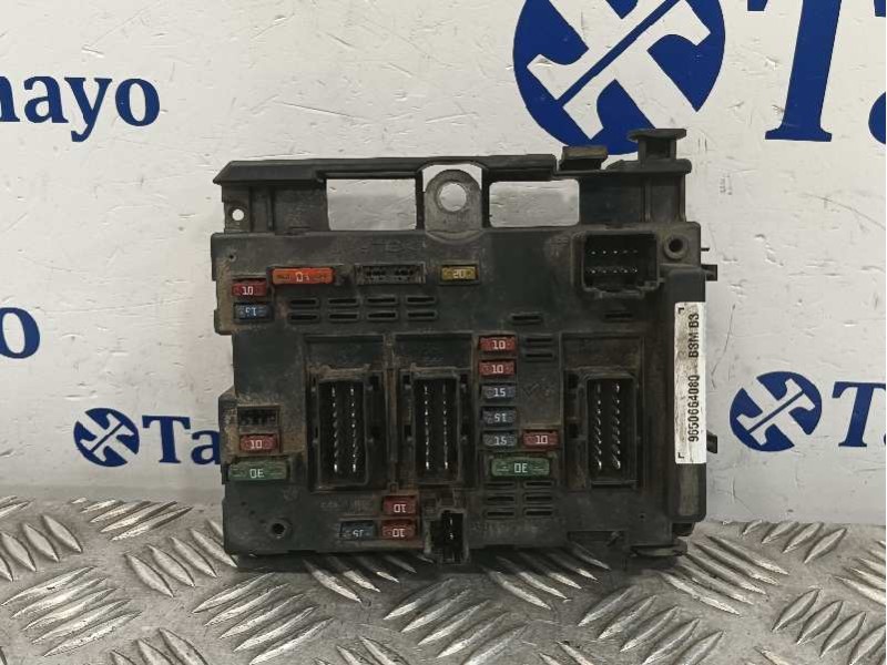 Recambio de caja reles / fusibles para peugeot 307 (s1) referencia OEM IAM 9650664080  