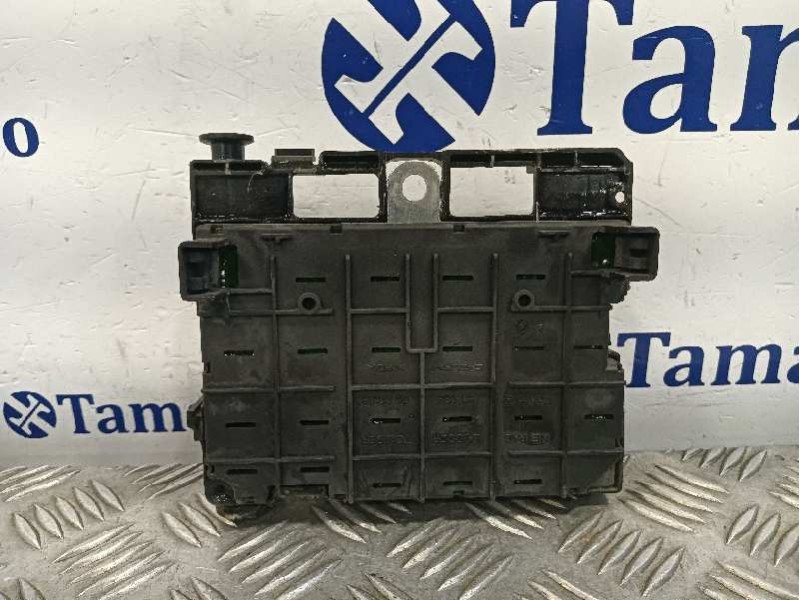 Recambio de caja reles / fusibles para peugeot 307 (s1) referencia OEM IAM 9650664080  
