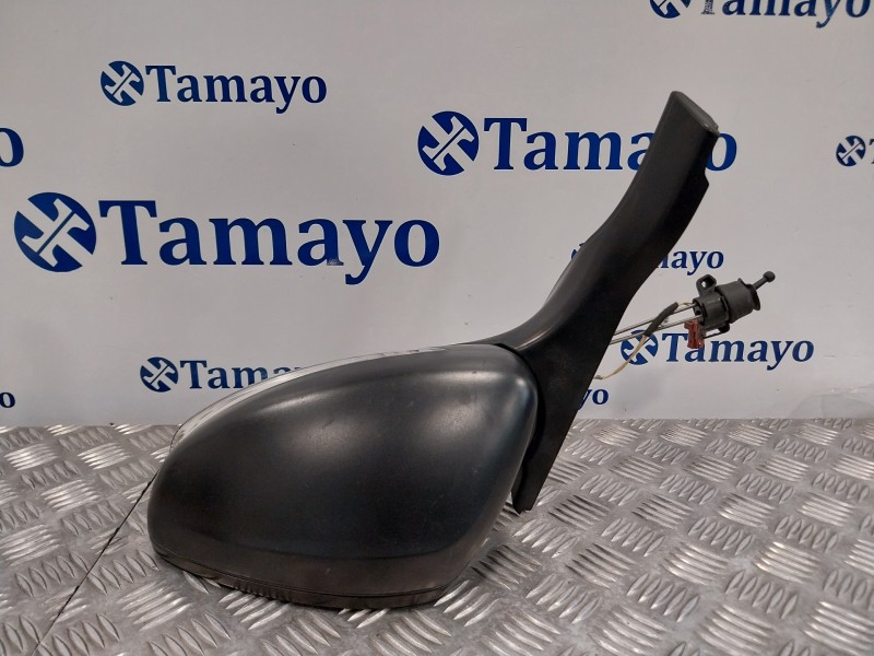Recambio de retrovisor izquierdo para peugeot 208 referencia OEM IAM 232673077  