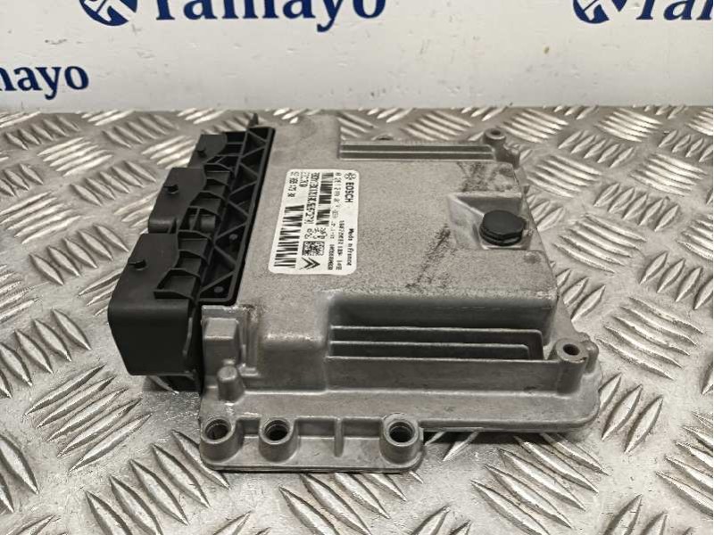 Recambio de centralita motor uce para peugeot partner kasten referencia OEM IAM 0281019817 9805947380 9666729580