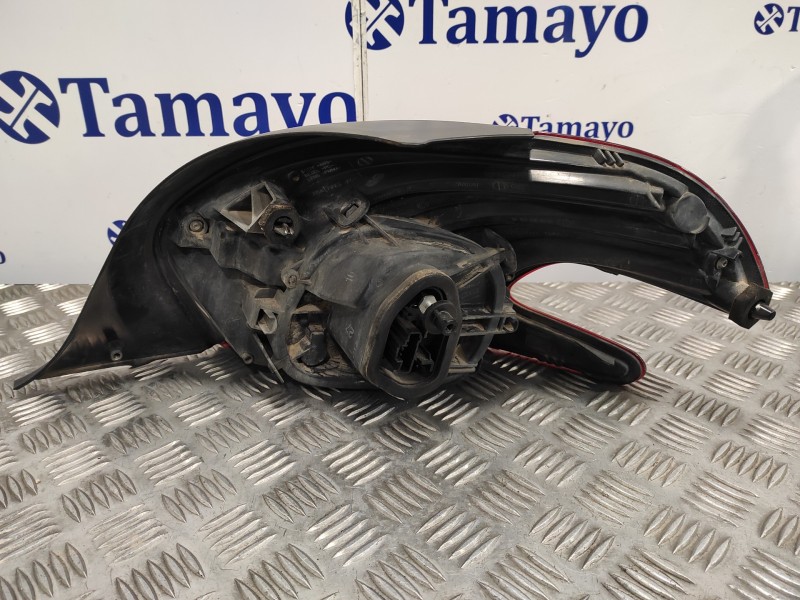 Recambio de piloto trasero izquierdo para peugeot 208 referencia OEM IAM 98103430800  