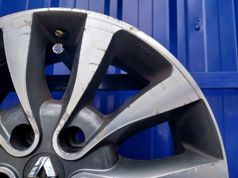 Recambio de llanta para renault koleos 2.0 dci diesel fap referencia OEM IAM 403002543R  