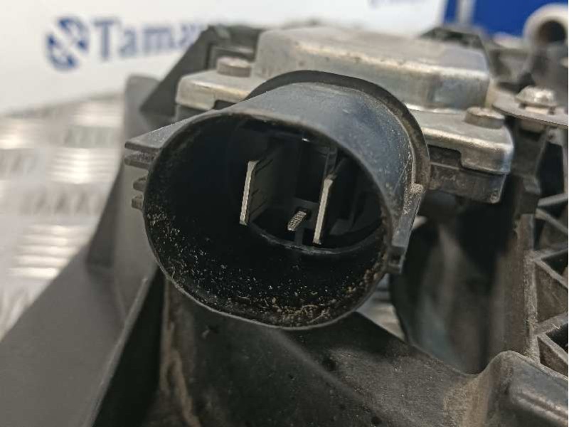 Recambio de electroventilador para mazda 3 lim. (bl) referencia OEM IAM R2AH15025B 0130307087 8V618C607AC