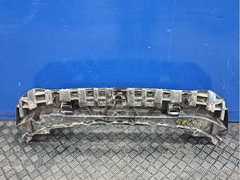 Recambio de travesaño inferior para ford fiesta (ccn) referencia OEM IAM C1BB8B384A  