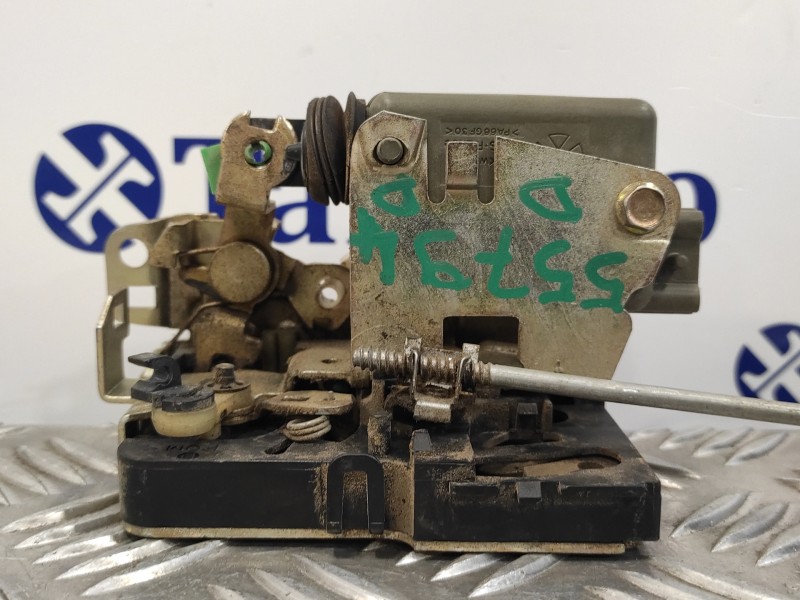 Recambio de cerradura puerta delantera derecha para opel movano 2.8 dti referencia OEM IAM   