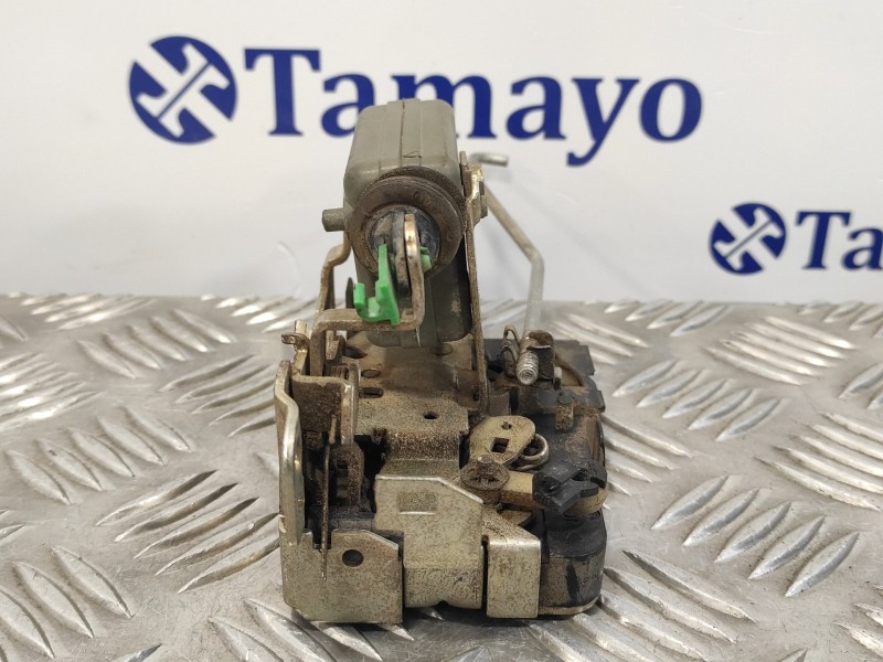 Recambio de cerradura puerta delantera derecha para opel movano 2.8 dti referencia OEM IAM   