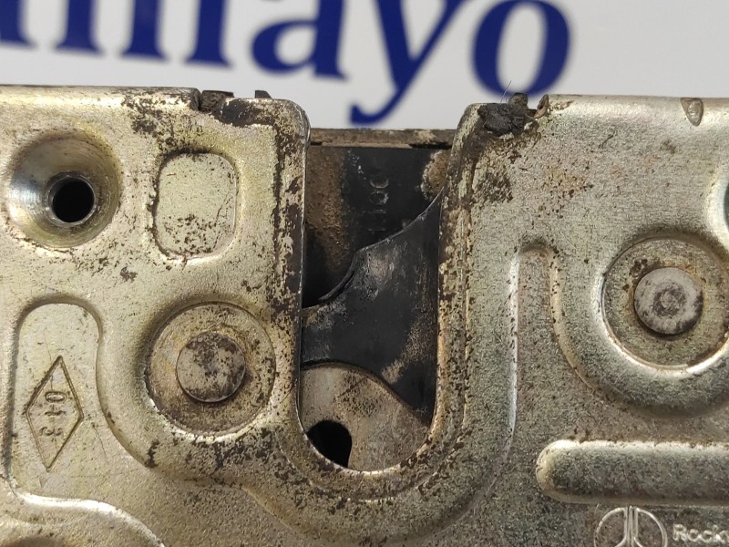 Recambio de cerradura puerta delantera derecha para opel movano 2.8 dti referencia OEM IAM   