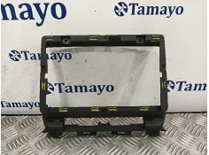 Recambio de moldura para nissan interstar m1 fm referencia OEM IAM 682603805R  