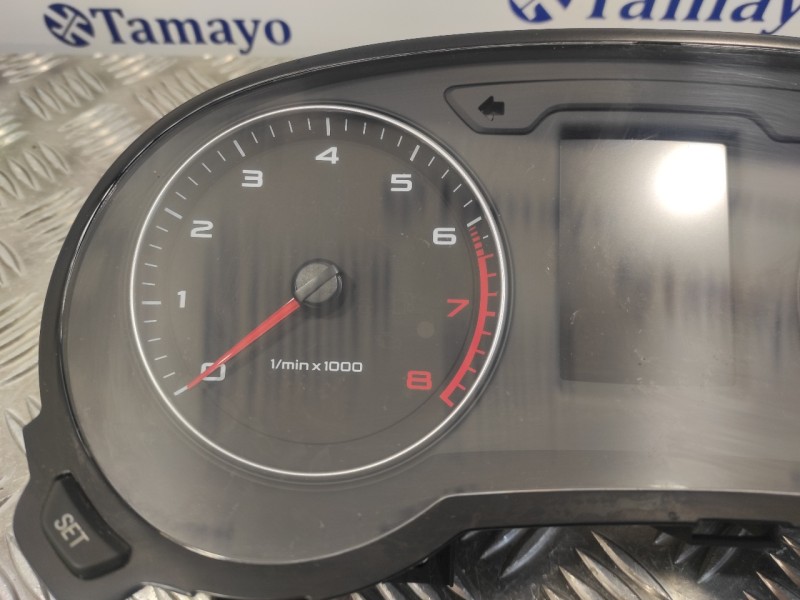 Recambio de cuadro instrumentos para audi a1 (8x) 1.2 16v tfsi referencia OEM IAM 8X0920900  A2C53348591