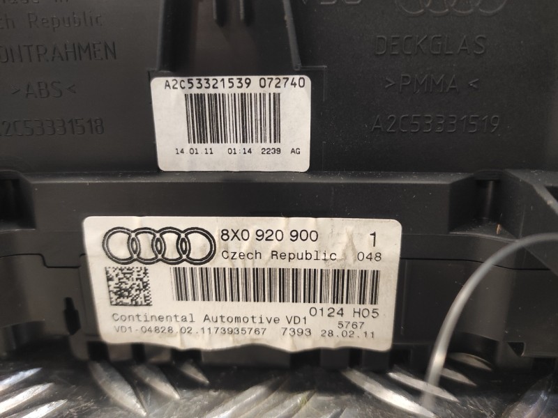 Recambio de cuadro instrumentos para audi a1 (8x) 1.2 16v tfsi referencia OEM IAM 8X0920900  A2C53348591