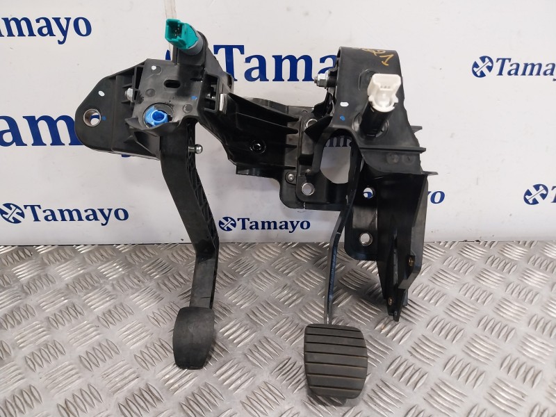 Recambio de pedal freno para nissan interstar m1 fm referencia OEM IAM   