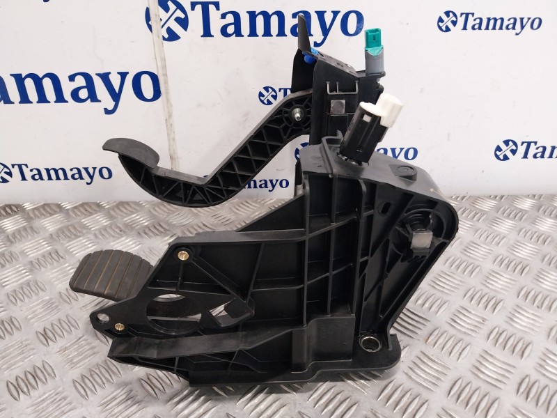 Recambio de pedal freno para nissan interstar m1 fm referencia OEM IAM   