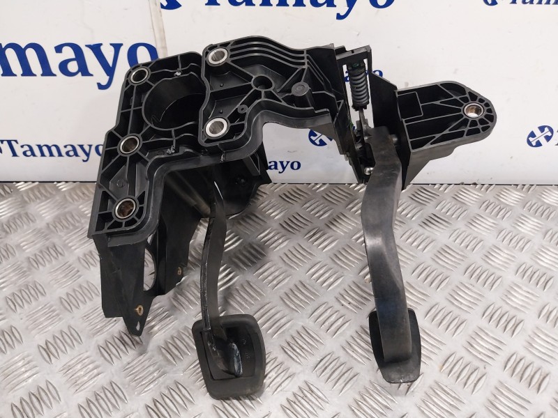 Recambio de pedal freno para nissan interstar m1 fm referencia OEM IAM   