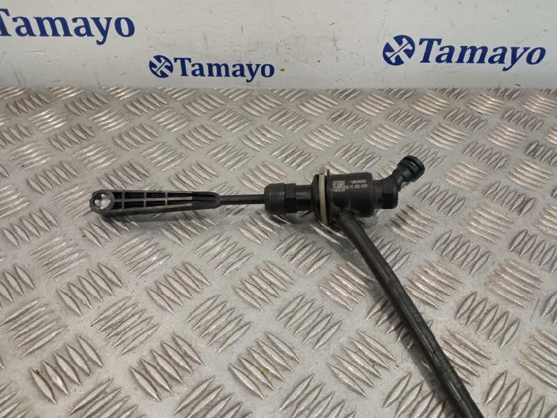 Recambio de bomba embrague para nissan interstar m1 fm referencia OEM IAM 30610218R  