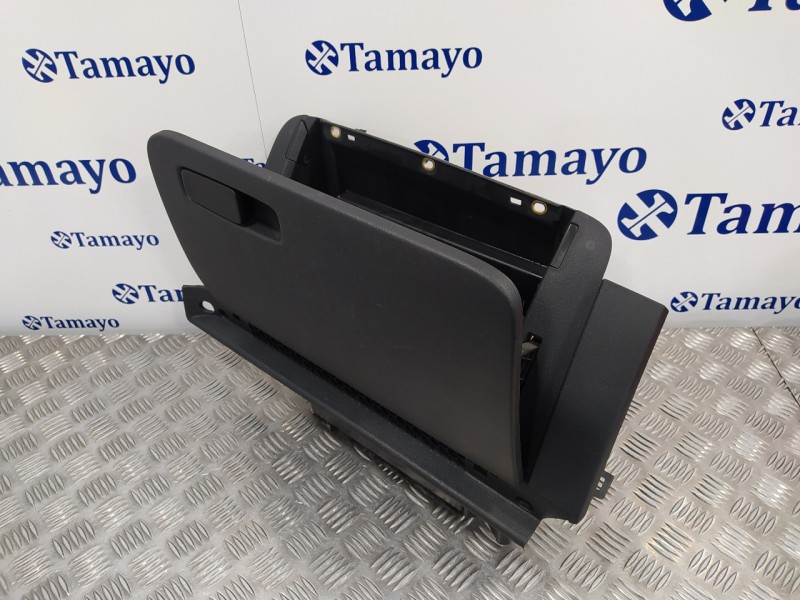 Recambio de guantera para audi a1 (8x) 1.2 16v tfsi referencia OEM IAM 8X1857035B  