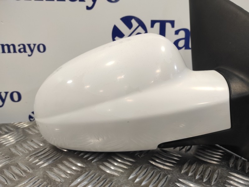Recambio de retrovisor derecho para daewoo kalos 1.4 cat referencia OEM IAM   