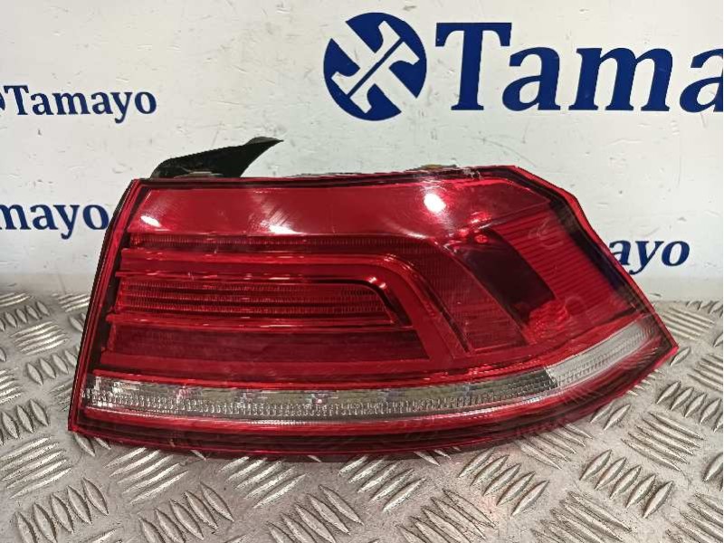 Recambio de piloto trasero derecho para volkswagen passat lim. (3g2) referencia OEM IAM 3G5945312  