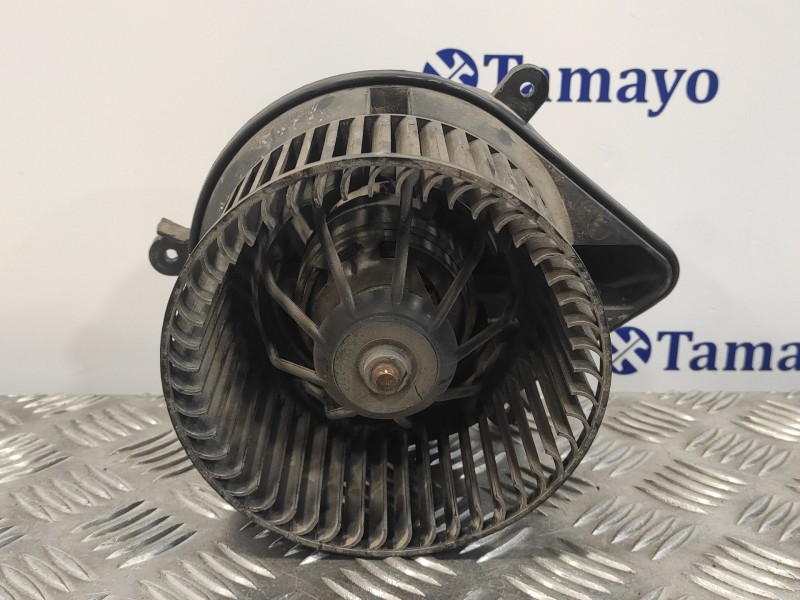 Recambio de motor calefaccion para opel movano 2.8 dti referencia OEM IAM 133884M  133974W