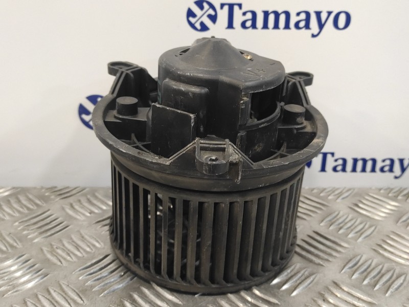 Recambio de motor calefaccion para opel movano 2.8 dti referencia OEM IAM 133884M  133974W