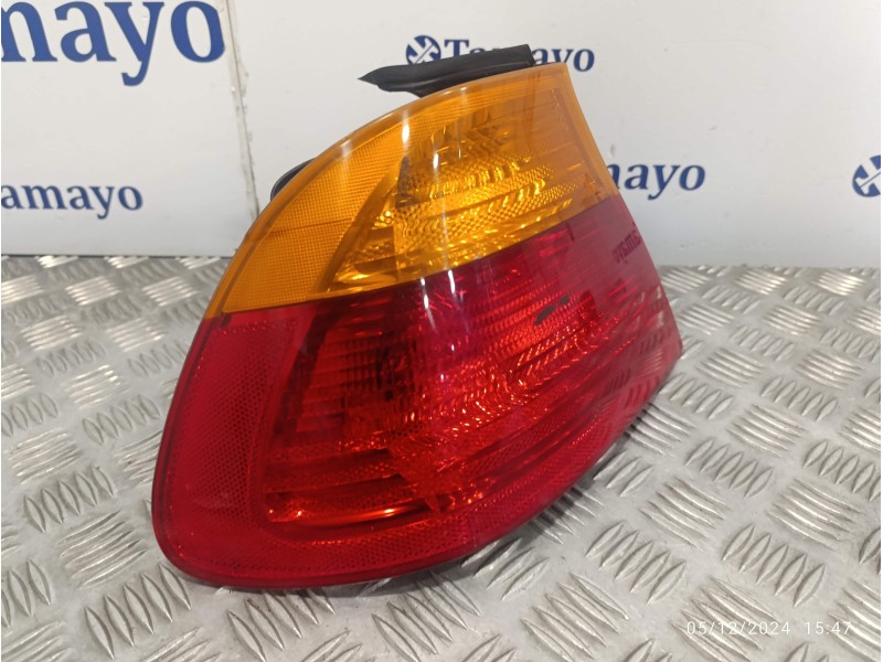 Recambio de piloto trasero izquierdo para bmw serie 3 coupe (e46) referencia OEM IAM 8364725  257021L