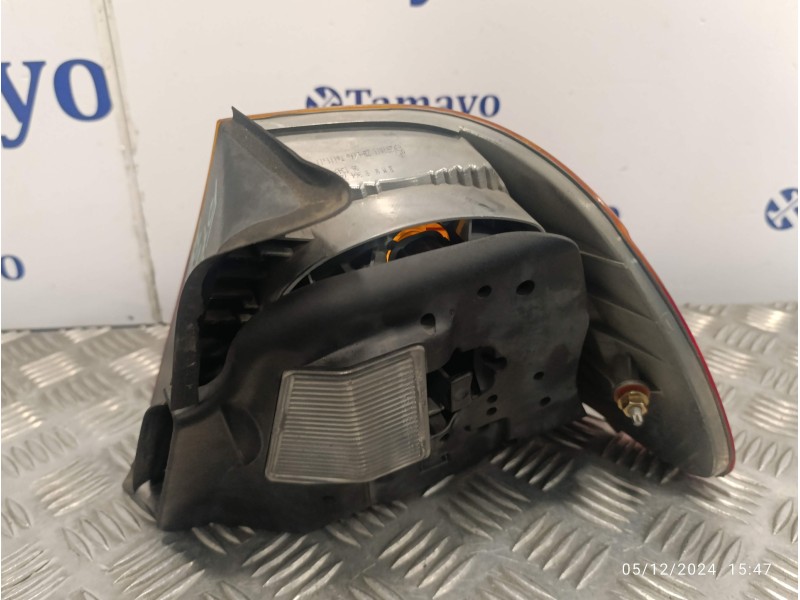 Recambio de piloto trasero izquierdo para bmw serie 3 coupe (e46) referencia OEM IAM 8364725  257021L
