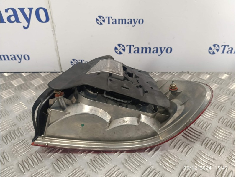 Recambio de piloto trasero izquierdo para bmw serie 3 coupe (e46) referencia OEM IAM 8364725  257021L