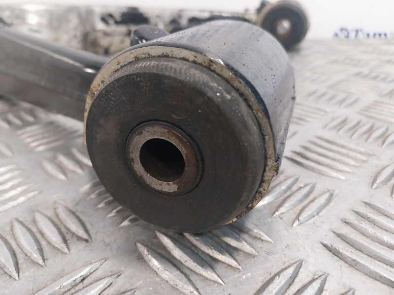 Recambio de brazo suspension inferior trasero derecho para mercedes-benz clase m (w163) referencia OEM IAM A1633500506  A1633501
