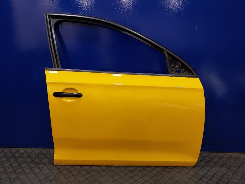 Recambio de puerta delantera derecha para skoda rapid 1.6 tdi dpf referencia OEM IAM   