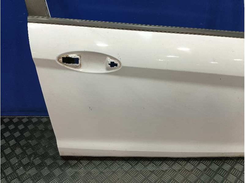 Recambio de puerta delantera derecha para ford fiesta (ccn) referencia OEM IAM   