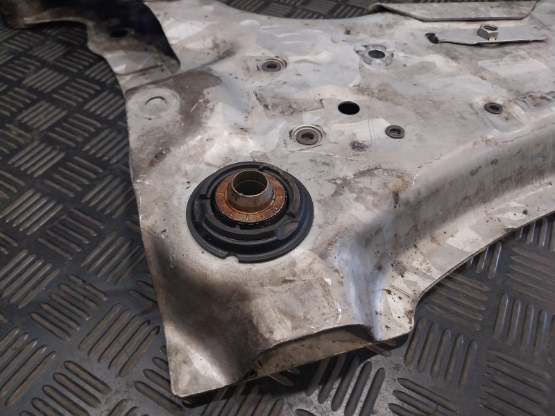 Recambio de puente delantero para renault scenic iii 1.2 16v referencia OEM IAM   