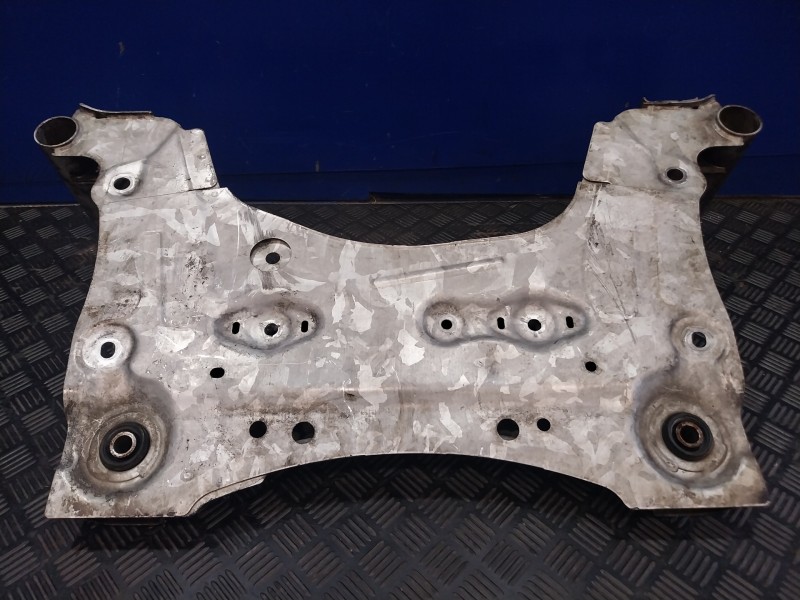Recambio de puente delantero para renault scenic iii 1.2 16v referencia OEM IAM   