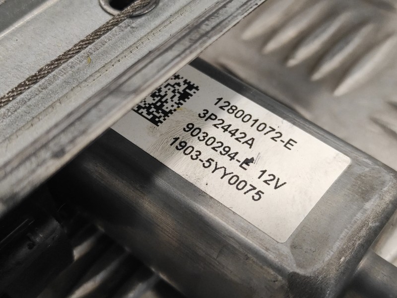 Recambio de elevalunas delantero izquierdo para renault clio iv referencia OEM IAM 128001072E  9030294E