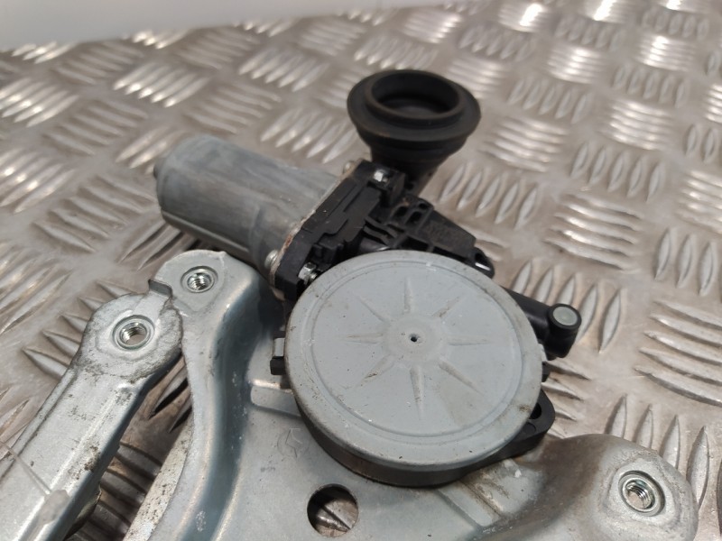 Recambio de elevalunas delantero izquierdo para lexus rx 400h referencia OEM IAM 8572058010  0620401770