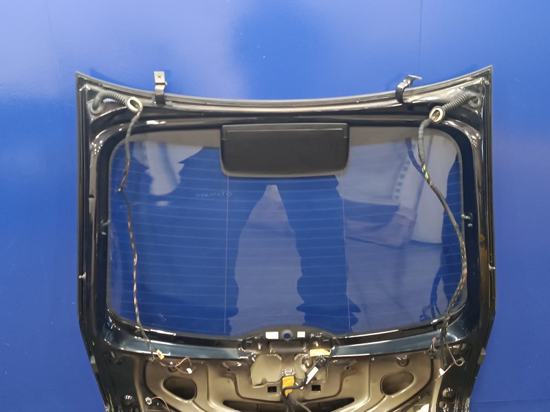 Recambio de porton trasero para skoda rapid 1.6 tdi dpf referencia OEM IAM   