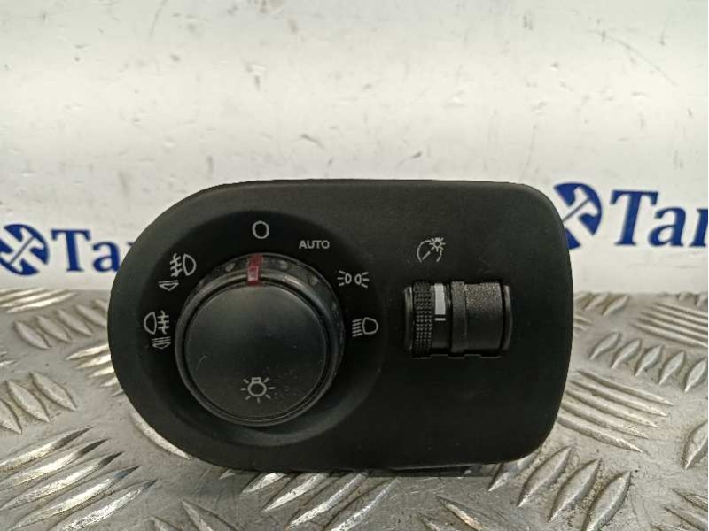 Recambio de mando luces para seat leon (1p1) fr hatchback referencia OEM IAM 1P1941431S 5P0919093 040626