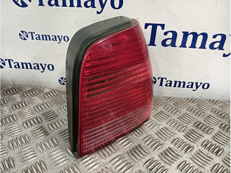 Recambio de piloto trasero derecho para volkswagen polo berlina (6n2) referencia OEM IAM 6N0945096H  6N0945257B