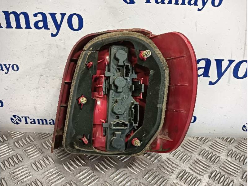 Recambio de piloto trasero izquierdo para volkswagen polo berlina (6n2) referencia OEM IAM 6N0945095H 964083 6N0945257B