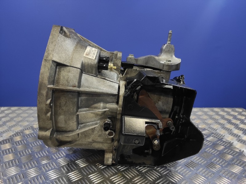 Recambio de caja cambios para ford fiesta (cbk) 1.4 tdci cat referencia OEM IAM 2N1R7002ED  