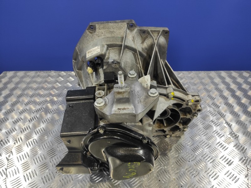 Recambio de caja cambios para ford fiesta (cbk) 1.4 tdci cat referencia OEM IAM 2N1R7002ED  