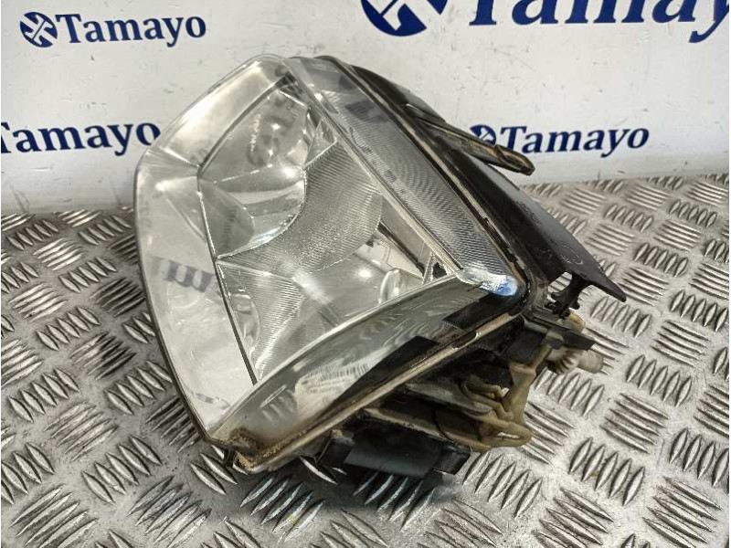 Recambio de faro izquierdo para volkswagen polo berlina (6n2) referencia OEM IAM 6N1941015AD  89302810