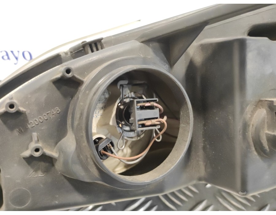 Recambio de faro derecho para peugeot 407 2.0 16v hdi cat (rhr / dw10bted4) referencia OEM IAM 0301213202  9660235980