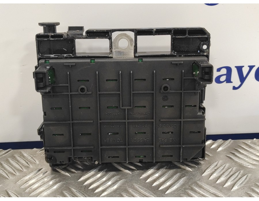Recambio de caja reles / fusibles para peugeot partner (s2) 1.6 16v hdi cat referencia OEM IAM 9657608880  BSMB2