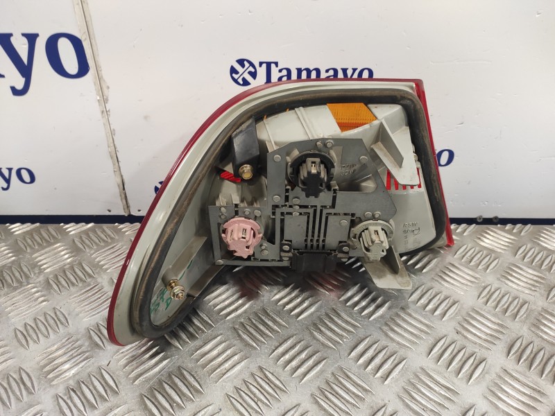 Recambio de piloto trasero derecho para mercedes-benz clase e (w210) berlina referencia OEM IAM A2108204464  