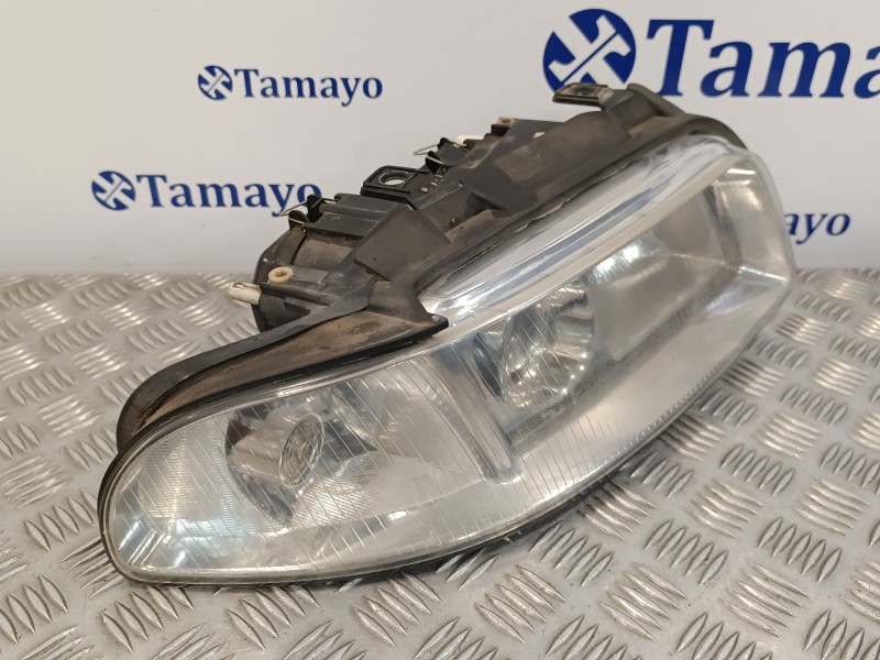 Recambio de faro derecho para audi a4 avant (b5) 1.8 20v turbo referencia OEM IAM 8D0941004AK 1853675100 89300381